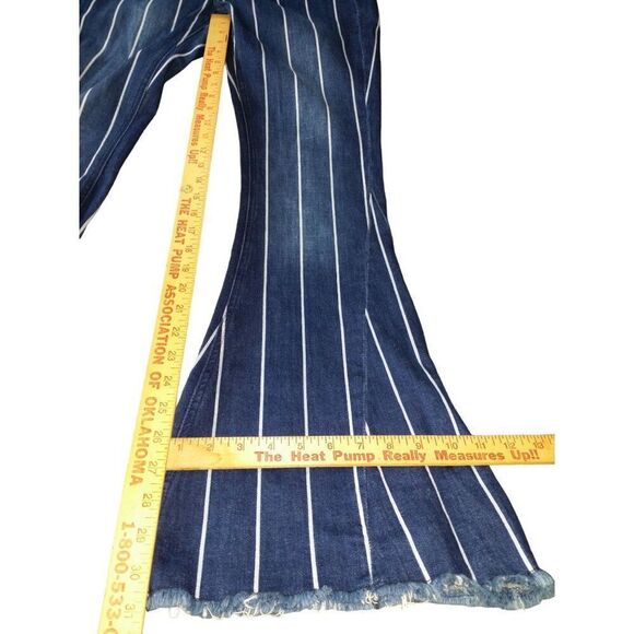 Grace‎ In LA Jeans Women Sz 27 Pinstripe Flare Frayed Bell Bottom Denim Boho - Picture 5 of 9